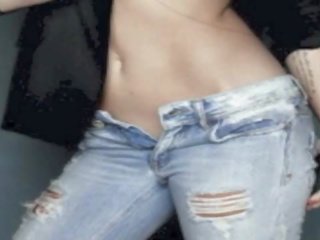 Miley cyrus голий збірка в hd: 