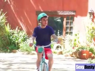 Привабливий домогосподарка (veronica вероніка авлув) з великий jugss прицвяхований хардкор на камера vid-27