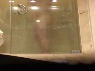 Чарівний дружина christi voyeured на прихований камера на opryland готель