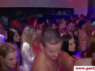 Секси евро реален парти хардкор путка чукане