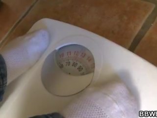 大美女 得到 她的 的阴户 喜 由 一 小伙子