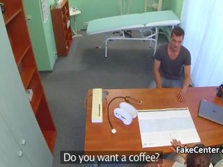 Медсестра татуювання манда здобули дика ебать