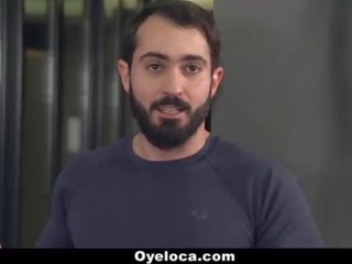 Oyeloca - латино чистач cleans къща и хуй!