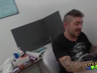 Follando mientras 라 tatuan