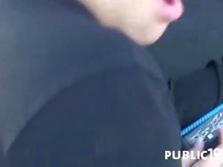 공공의 단단한 x 정격 비디오 와 에이 성욕을 자극하는 야생 아마추어 병아리