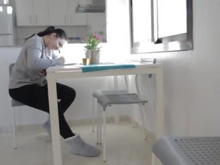Smashing 一对 他妈的 在 该 厨房 而 打 上 它 iv