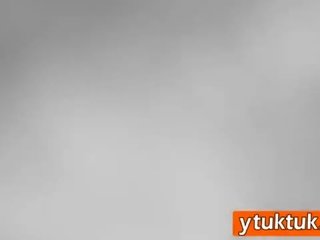 曲線玲瓏 亞洲人 小雞 得到 的陰戶 拍著 immediately 後 吸吮