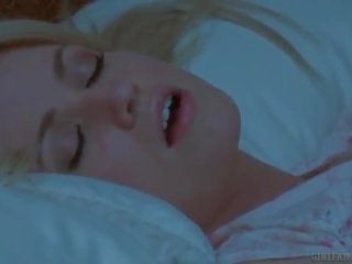 Анджела sommers и индия лято насладете се а лесбийки афера
