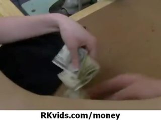 Ескорт получава платен и лента за секс филм 10
