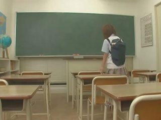 Два youngsters ебать sana anju туга отвори в клас