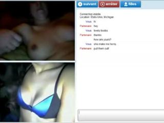 2 лесбийки мастурбиране на рулетка - morecamgirls.com