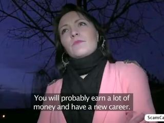 Склонен към флиртуване мацка красавица видеоклипове че тя е grateful от получаване на тя путка прецака