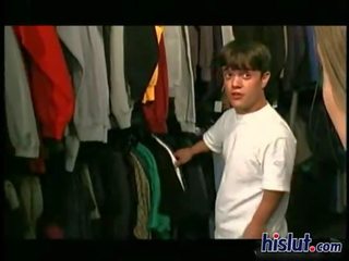 Ryan yra a nešvankus kvietimas mergaitė
