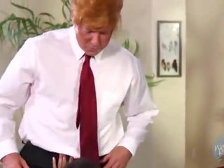 Donald sự đi bộ xxx
