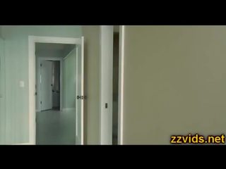 기절시키는 브루 넷의 사람 토리 검정 하드 코어
