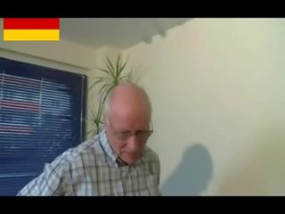 Немски дядо отива ahead млад скъпа оказа на