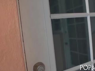 משפטי גיל יקיר ליווי נהנה א לִדקוֹר