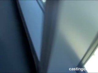 금발의 w 대규모 가슴 짜증 검정 putz