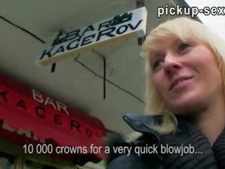 Warga czech jalang laura fucked dan mulut air mani oleh desiring orang asing