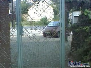 Ники беше не срамежлив