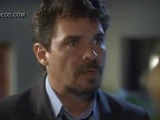 Leticia colin x номинално видео сцена от bonitinha mas ordinaria (2013)