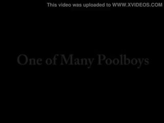 1 の 多くの poolboys
