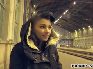Реален аматьори eurobabe каприз путка прецака за малко пари