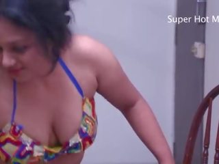 С на прислужница. горещ bhabhi