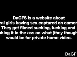 我的 诱人的 gf 在 该 淋浴