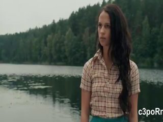 Алісія vikander гаряча сцена