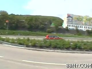Мастурбує в публічний брудна фільм