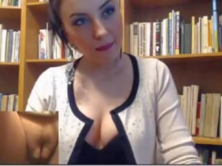 Beguiling ब्रुनेट masturbates में library-more पर freshslutcams.com
