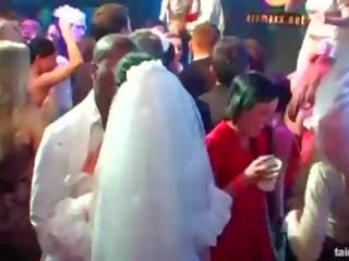 Super desiring brides sesati velika pipe v javno