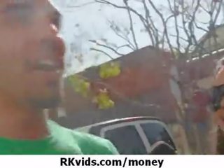 Аматьори мацка отнема пари за а майната 23