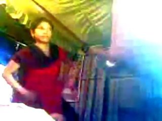 Індійська молодий groovy bhabhi ебать по devor на спальня таємно запис - wowmoyback