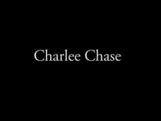 大 山雀 角色扮演 slattern charlee 追 愛撫 一 大 公雞!