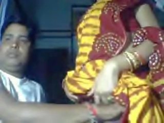 Delhi wali красавици bhabi в saree изложен от съпруг за пари