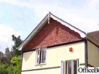 Хардкор мръсен филм в офис с голям кръг бомби похотлив lassie (aletta океан) vid-01