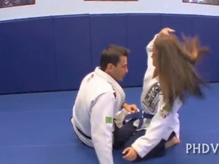 Youngster пръстите тийн анално отвор