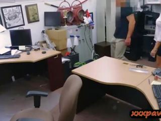 큰 엉덩이 아기 나사로 죈 로 원기 왕성한 pawn stripling 에 그만큼 pawnshop