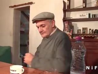 Недосвідчена французька секс відео