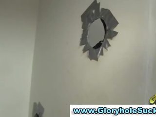 Между различни раси през дупка духане