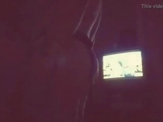 Момиче като любовник от зад
