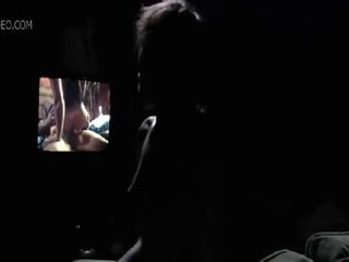 Знаменитост пас vega напълно гол