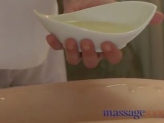 마사지 객실 젊은 금발의 과 빨강 머리 도착 깊은 오르가슴 부터 큰 찌르기