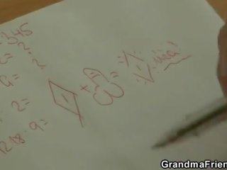 二 螺柱 他媽的 奶奶 老師