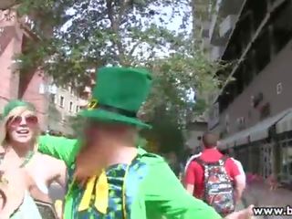 Bffs - 一 组 他妈的 巨星 上 st. pattys!
