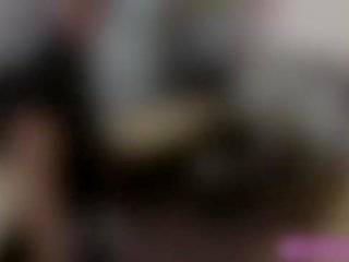 Sedusive পাছা কিউবান গাল bounces পাছা উপর একটি বিশাল putz জন্য কিছু নগদ টাকা