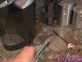 Синиця трахання матуся spunked