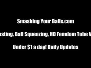 Kicking ваш м'яч до вони знаходяться swollen і bruised